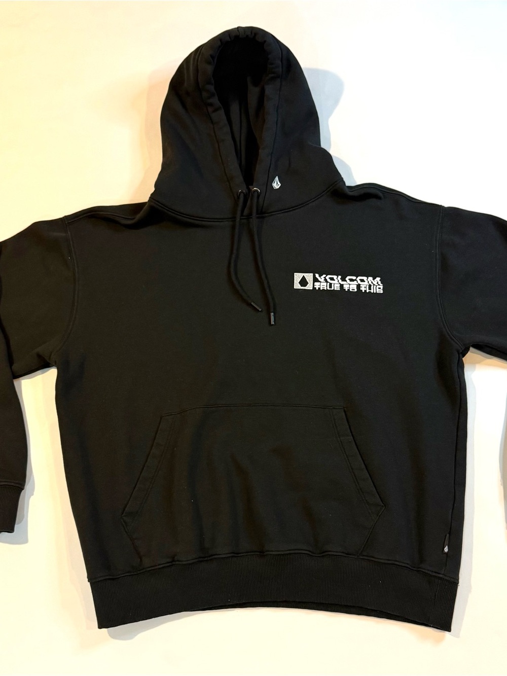 Volcom True to This Graphic Hoodie Pullover Sweater Black Size Large